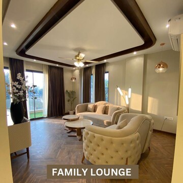 Living Room in 6 BHK Villa at DLF The Icon, Dlf Phase V – for Sale