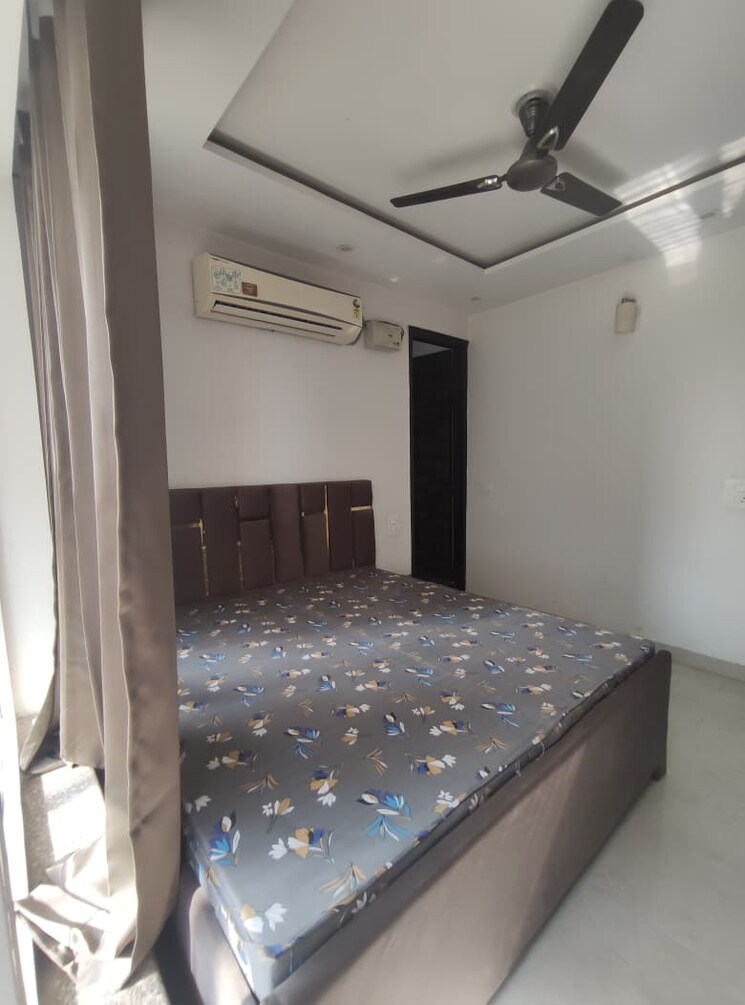 Bedroom, raheja-mall 3 Bedroom 1650 Sq.Ft. Builder Floor In Sector 47 Gurgaon 9742706