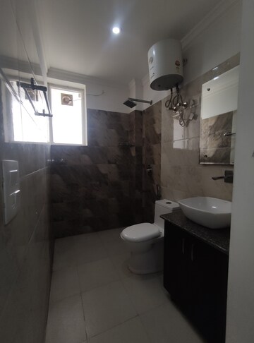 Kitchen in 2 BHK Builder Floor at Sushant Tower, Sector 56 – for Rent