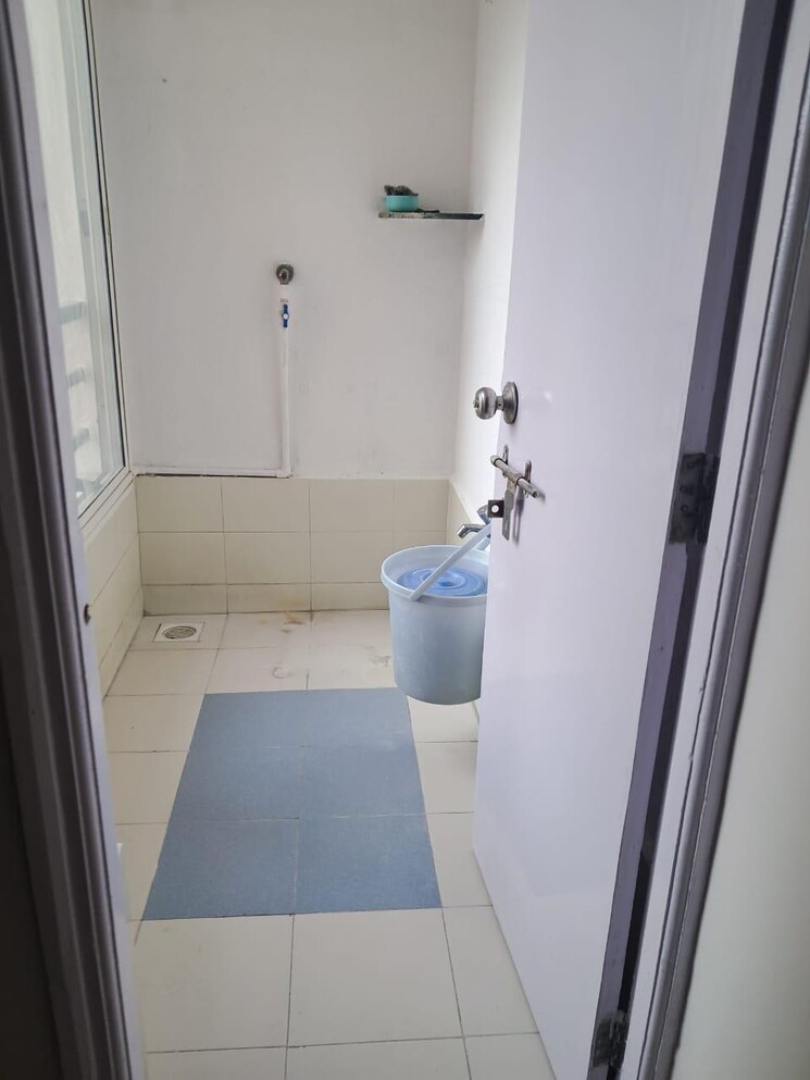 Bathroom, kumar-sansar 2.5 Bedroom 1350 Sq.Ft. Apartment In Kondhwa Pune 9742774