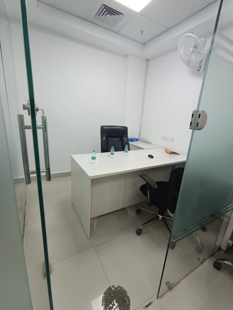 Team Area, sector 2 Commercial Office Space 600 Sq.Ft. In Sector 2 Noida 9742782