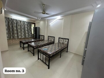 Room in  Pg at Malad CHS, Malad East – for Rent