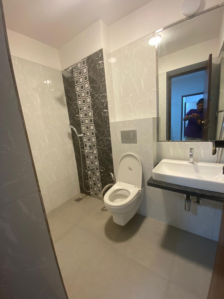 Bathroom, omkar-ananta 2 Bedroom 1031 Sq.Ft. Apartment In Goregaon East Mumbai 9742790