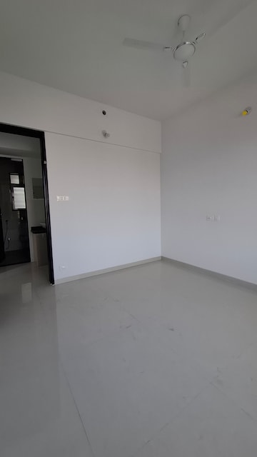 Room in 3 BHK Apartment at Punawale – for Rent