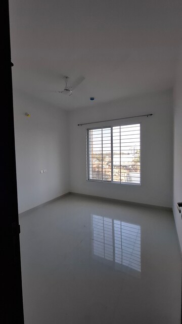 Room in 3 BHK Apartment at Punawale – for Rent