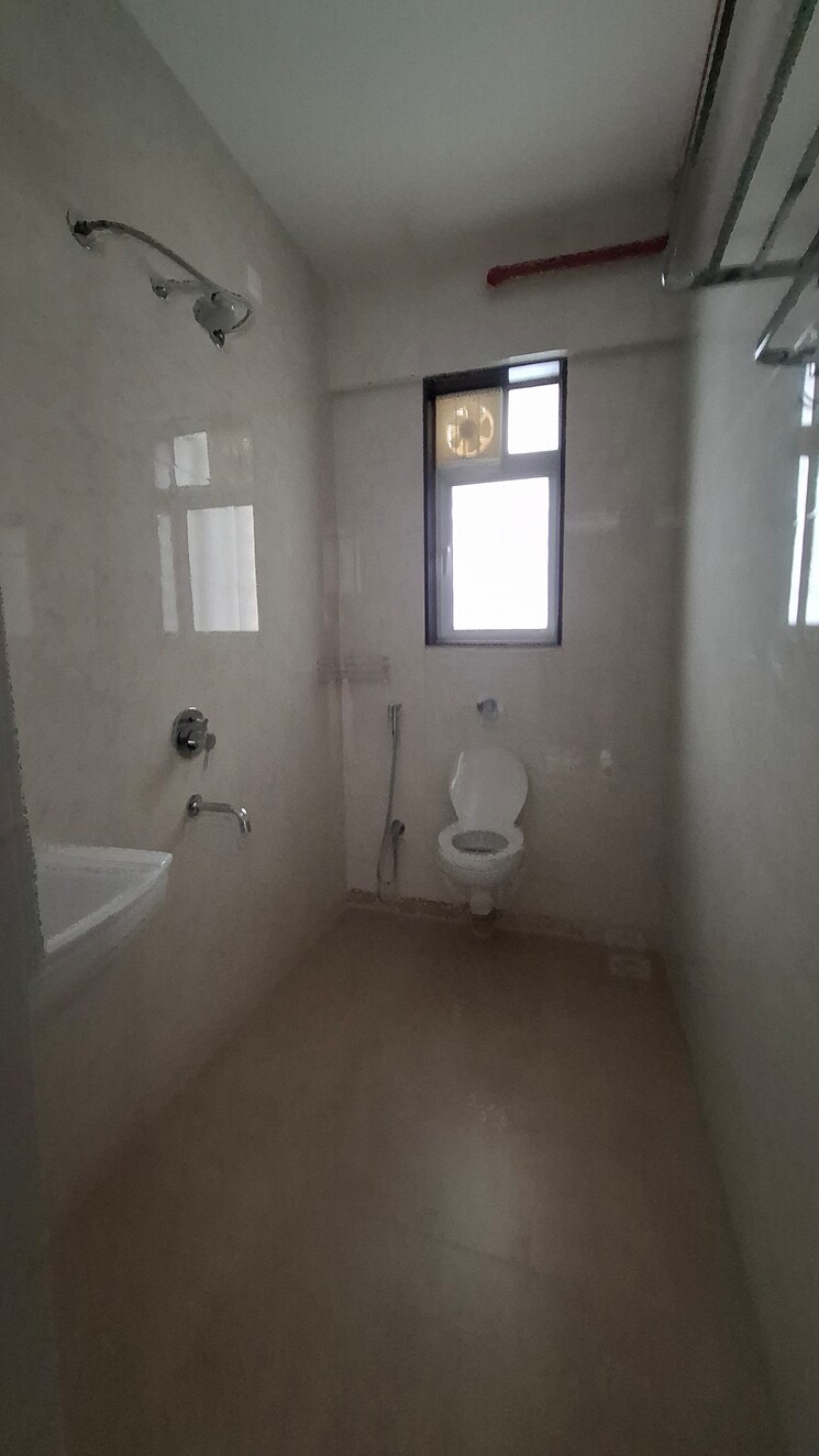 Bathroom, punawale 3 Bedroom 1512 Sq.Ft. Apartment In Punawale Pune 9742802