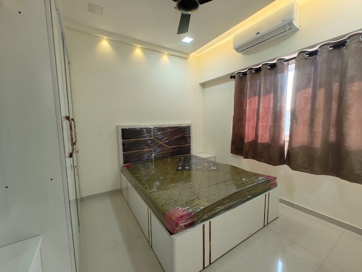 Master Bedroom, omkar-signet 2 Bedroom 503 Sq.Ft. Apartment In Malad East Mumbai 9742799