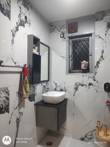 Team Area in 3 BHK Builder Floor at Mehrauli – for Rent