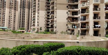 2.5 BHK Apartment – Exterior View View at Logix Blossom County, Sector 137 - for Rent