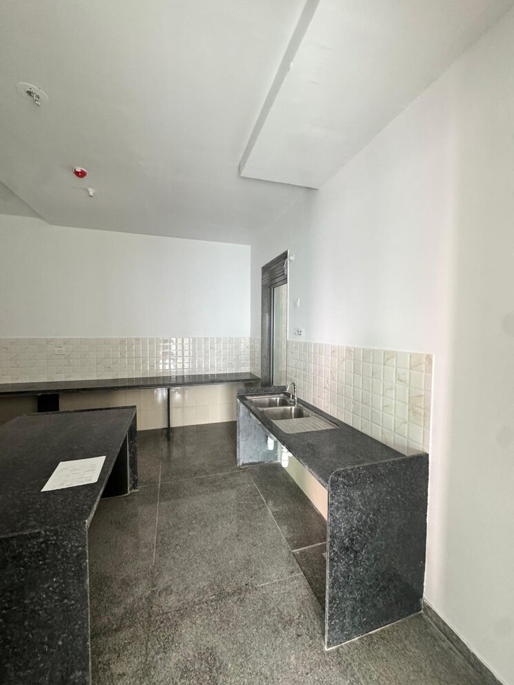 Kitchen, kalpataru-immensa 4 Bedroom 1750 Sq.Ft. Apartment In Kolshet Road Thane 9742939