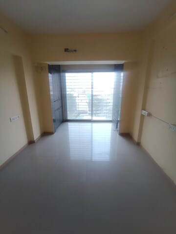 Master Bedroom in 3 BHK Apartment at Daze Apartment, Malad West – for Rent