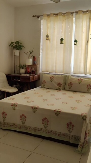 Bedroom in 2 BHK Apartment at Bhavya Supreme Annexe, Parel – for Rent