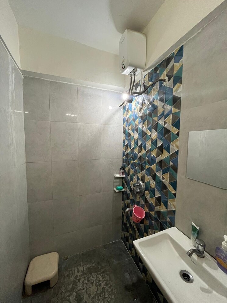 Bathroom, aswani-galaxy 2 Bedroom 719 Sq.Ft. Apartment In Wakad Pune 9743038