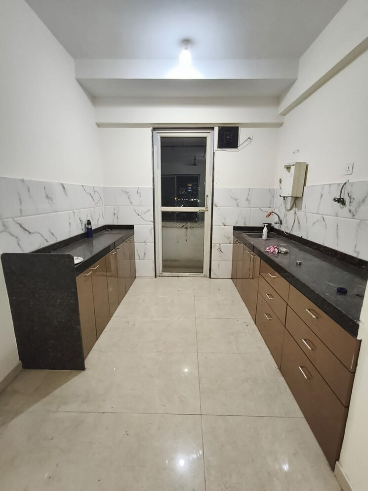 Kitchen, newa-bhakti-park-airoli 3 Bedroom 1950 Sq.Ft. Apartment In Airoli Sector 1 Navi Mumbai 9743047