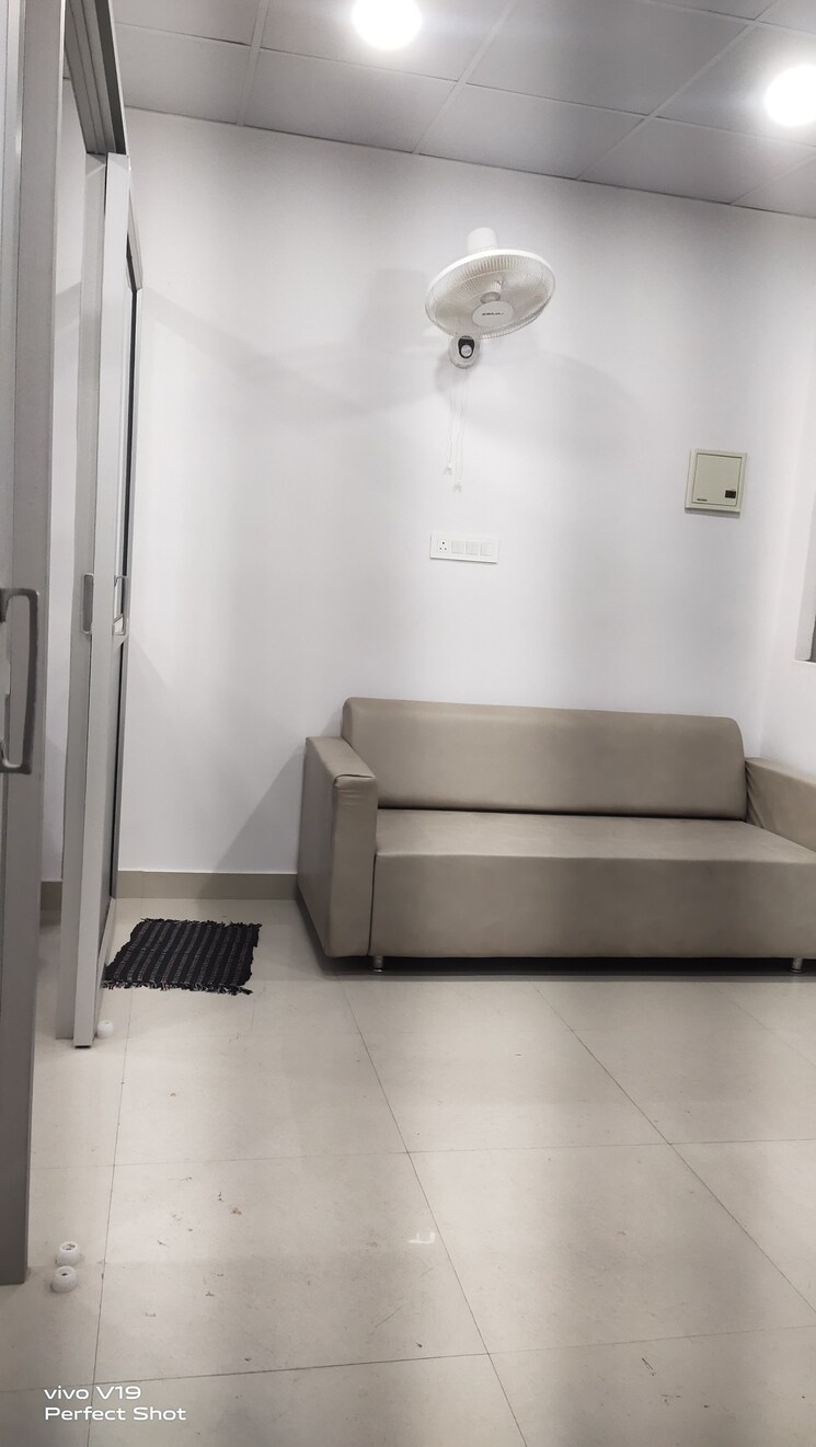 undefined, vibhuti khand Commercial Office Space 800 Sq.Ft. In Vibhuti Khand Lucknow 9743065