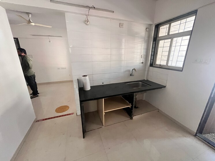 Kitchen, vishrantwadi 2 Bedroom 800 Sq.Ft. Apartment In Vishrantwadi Pune 9743076