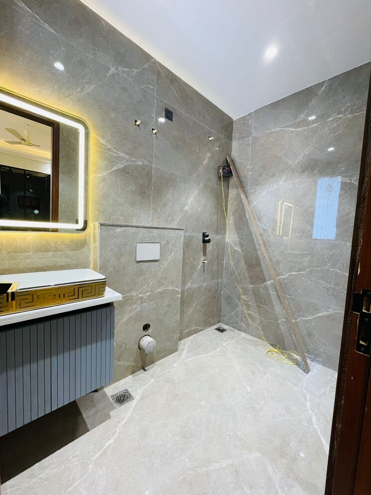 Bathroom, ansal-api-esencia 3.5 Bedroom 2430 Sq.Ft. Builder Floor In Sector 67 Gurgaon 9743094