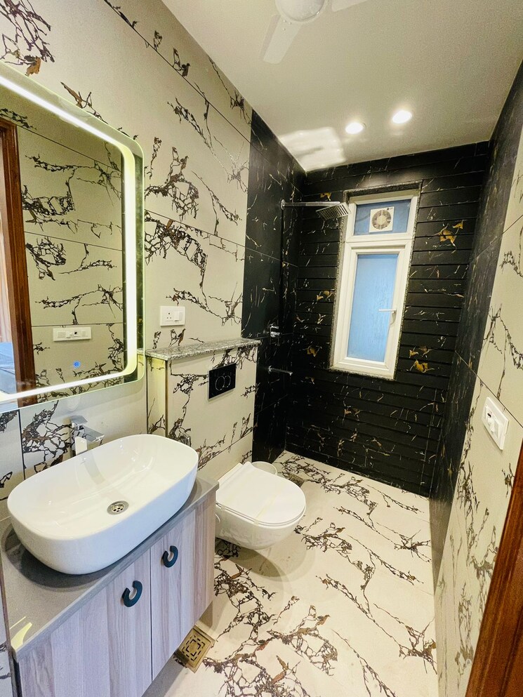 Attached Bathroom, anant-raj-the-estate-floors 3.5 Bedroom 1800 Sq.Ft. Builder Floor In Sector 63a Gurgaon 9743099