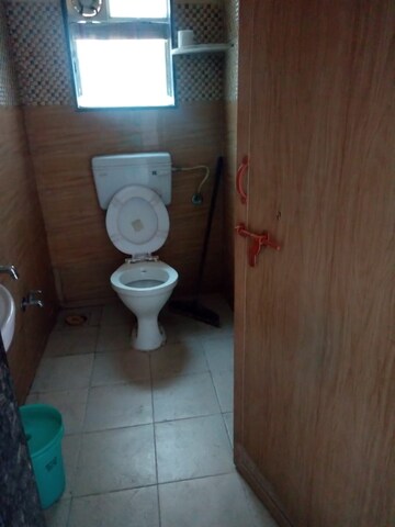 Attached Bathroom in 2 BHK Builder Floor at Camp – for Rent