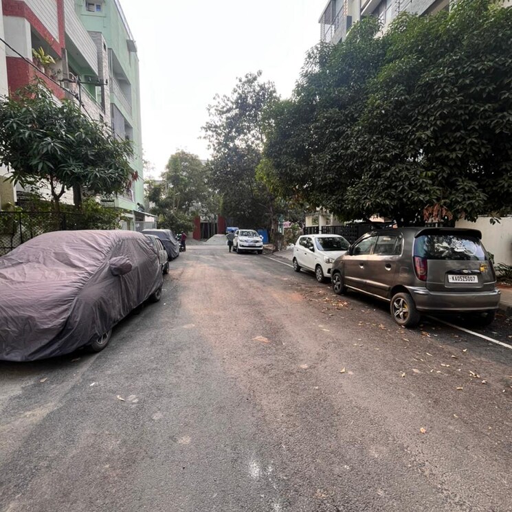  Parking, hbr layout  2400 Sq.Ft. Plot In Hbr Layout Bangalore 9743220