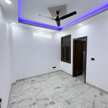 Room in 2 BHK Builder Floor at Khirki Extension – for Sale