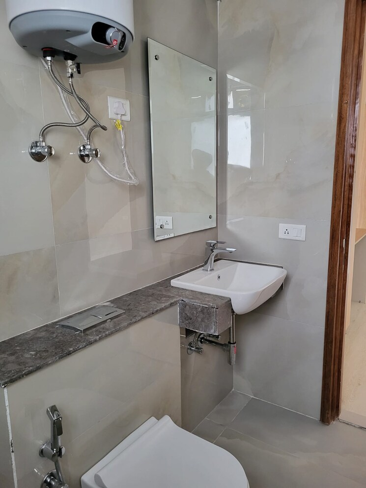 Bathroom, m3m-heights 2 Bedroom 1261 Sq.Ft. Apartment In Sector 65 Gurgaon 9743293