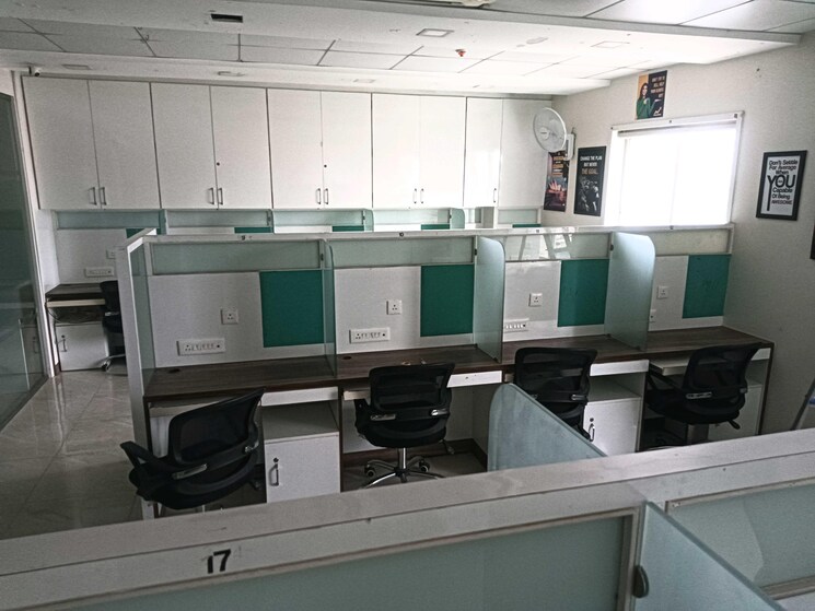 Team Area, pride-icon-kharadi Commercial Office Space 2250 Sq.Ft. In Kharadi Pune 9743289