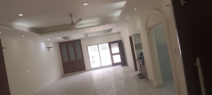 Cover Image, sector 56 3.5 Bedroom 2080 Sq.Ft. Independent House In Sector 56 Noida 9743308