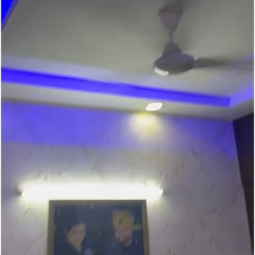 Furnished Amenities in 2 BHK Builder Floor at Dayanand Colony – for Sale