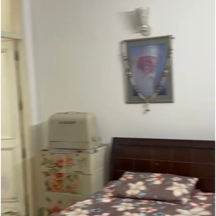 Bedroom, dayanand colony 2 Bedroom 900 Sq.Ft. Builder Floor In Dayanand Colony Delhi 9743347