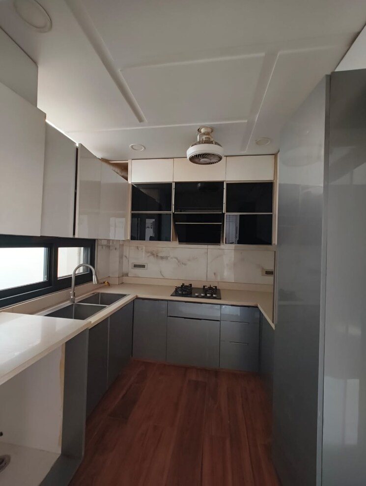 Kitchen, greater kailash i 3 Bedroom 2000 Sq.Ft. Apartment In Greater Kailash I Delhi 9743344