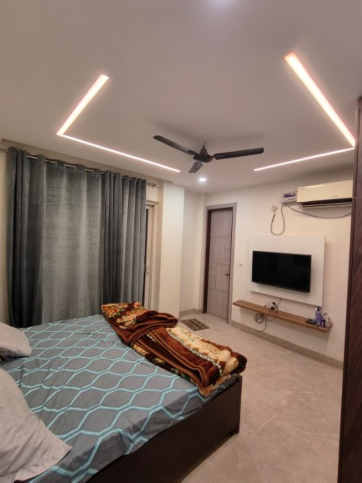 Cover Image, sector 37 3.5 Bedroom 250 Sq.Yd. Builder Floor In Sector 37 Faridabad 9743282