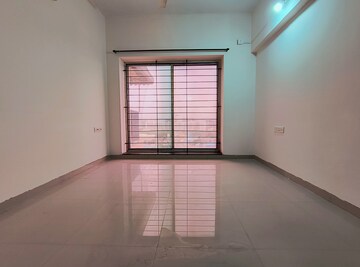 Room in 2 BHK Apartment at Ayaan Society , Wagholi – for Rent