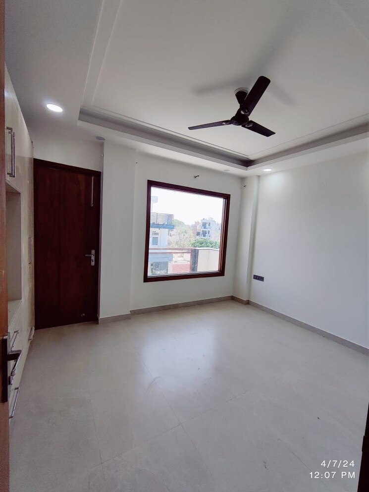 Room, unitech-south-city-1 3 Bedroom 2200 Sq.Ft. Builder Floor In South City 1 Gurgaon 9743422