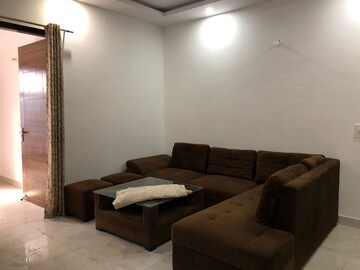 2 BHK Builder Floor For Rent in Chattarpur