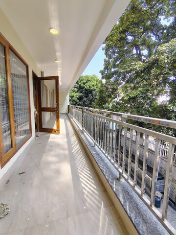 Balcony in 3 BHK Builder Floor at Sector 23 – for Rent