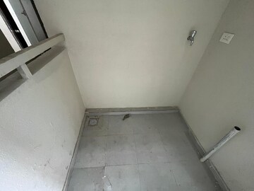 Utility Room in 3 BHK Apartment at Mantra Insignia, Mundhwa – for Rent