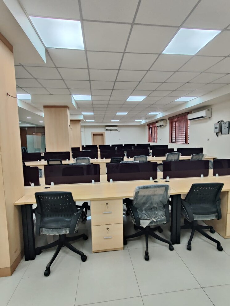 Cover Image, sector 63 Commercial Office Space 3000 Sq.Ft. In Sector 63 Noida 9743551