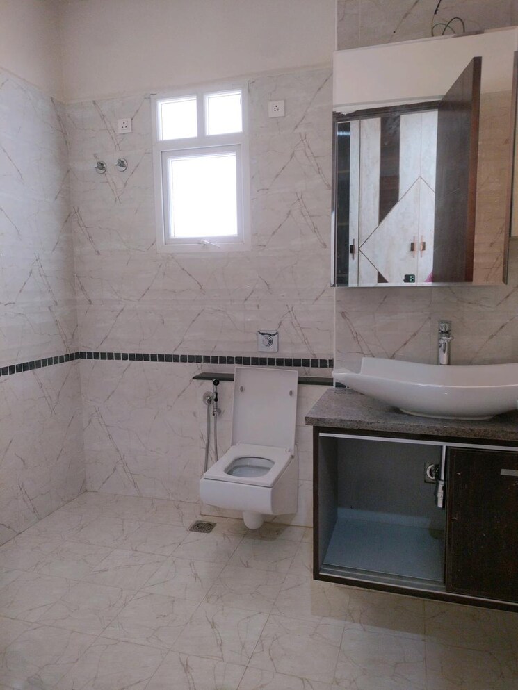 Bathroom, skylark-arcadia-phase-2 5 Bedroom 5000 Sq.Ft. Villa In Whitefield Bangalore 9743567