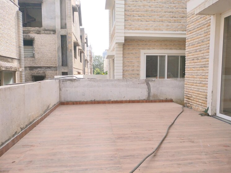 Exterior View, skylark-arcadia-phase-2 5 Bedroom 5000 Sq.Ft. Villa In Whitefield Bangalore 9743567