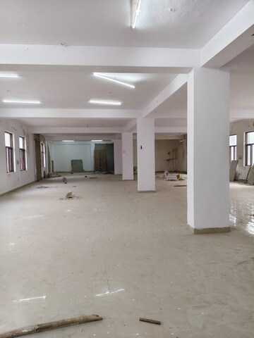 Parking in  Warehouse at Sector 63 – for Rent