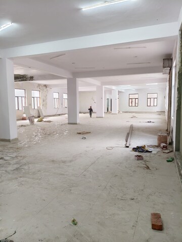 Parking in  Warehouse at Sector 63 – for Rent