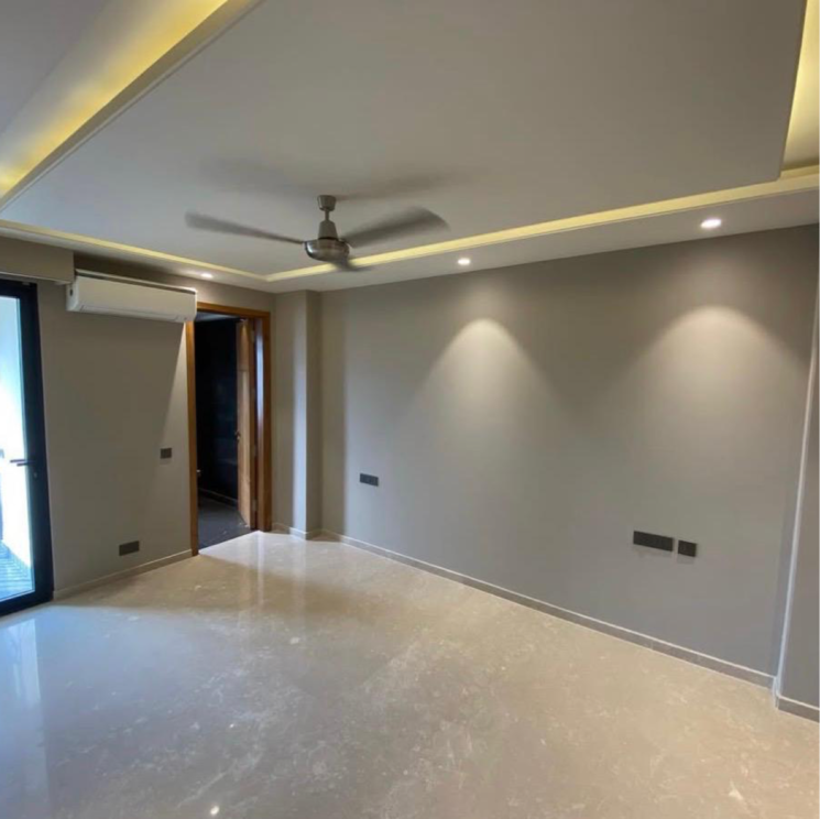 Room, greater kailash i 3 Bedroom 1900 Sq.Ft. Builder Floor In Greater Kailash I Delhi 9743624