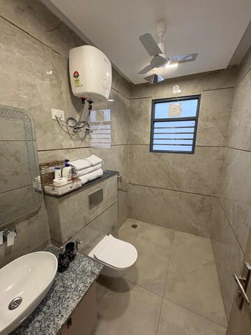 Bathroom in 4 BHK Apartment at Ireo Victory Valley, Sector 67 – for Sale