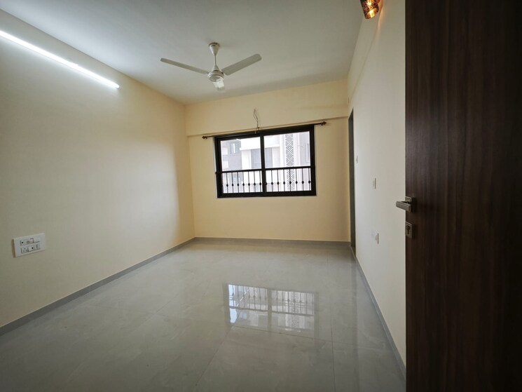Room, bdl-hresa 3 Bedroom 1100 Sq.Ft. Apartment In Chembur Mumbai 9743636