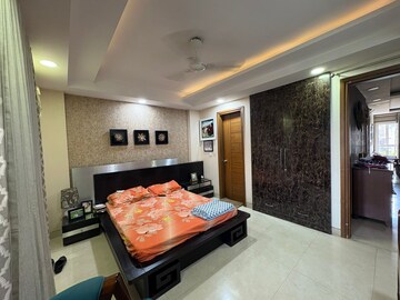 Bedroom in 3.5 BHK Apartment at Unitech Harmony, Sector 50 – for Rent