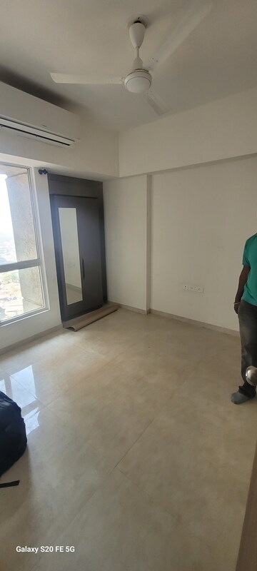 Master Bedroom in 1 BHK Apartment at Lodha Amara, Kolshet Road – for Rent