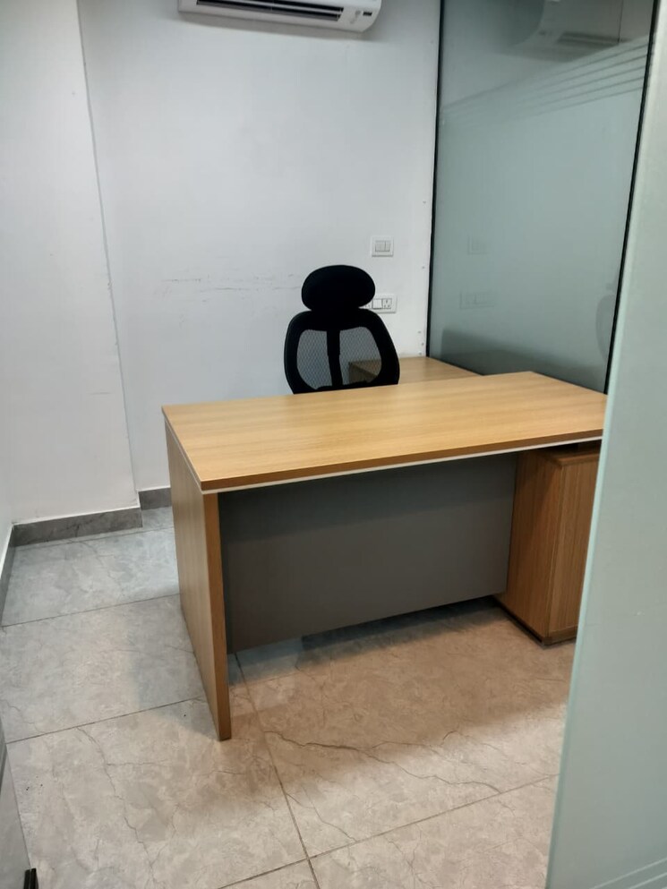 undefined, sector 63 Commercial Office Space in IT/SEZ 1200 Sq.Ft. In Sector 63 Noida 9743756