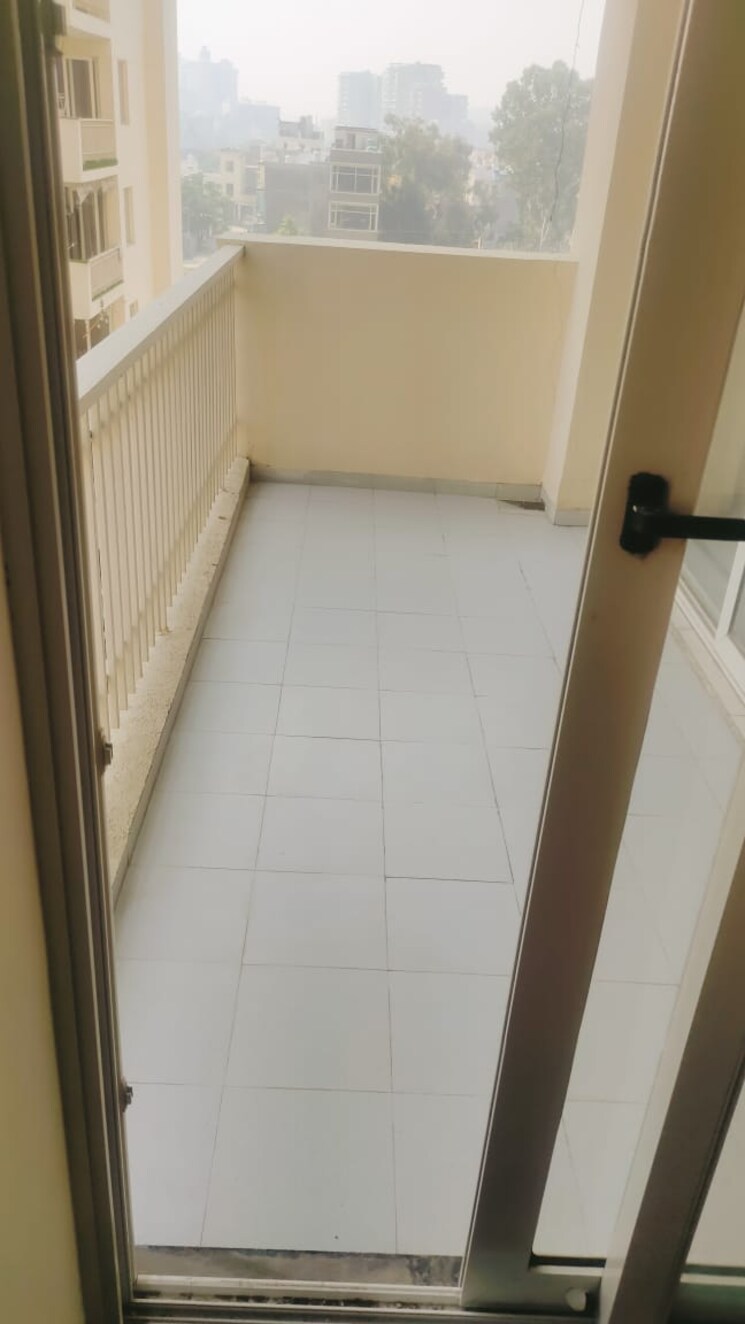 Balcony, sushma-grande-nxt 3 Bedroom 1885 Sq.Ft. Apartment In Lohgarh Zirakpur 9743786