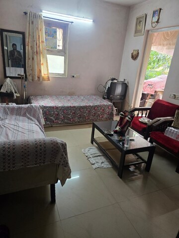 Living Room in 1 RK Apartment at Khar West – for Rent